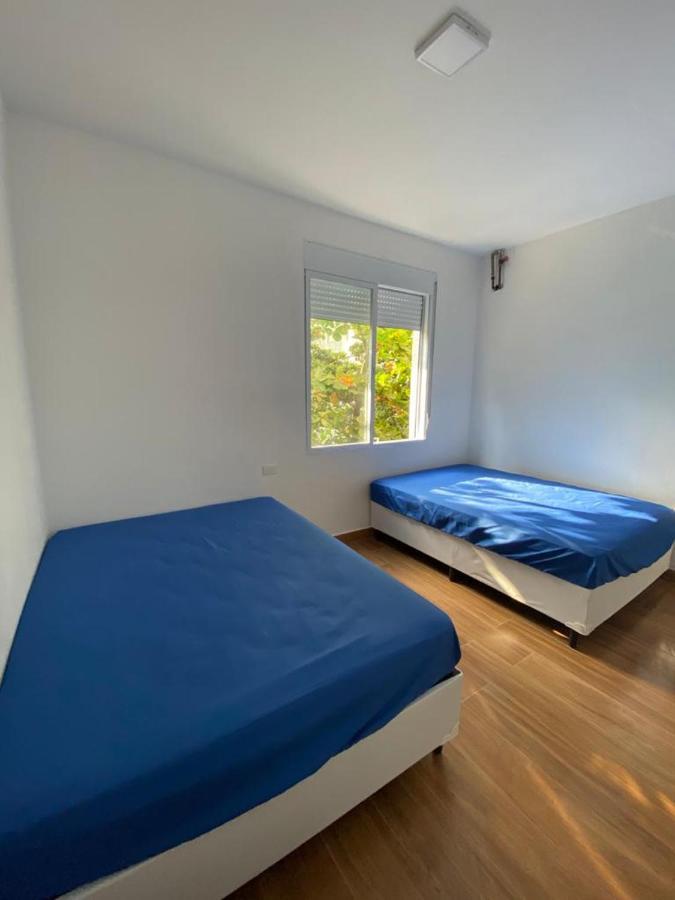 Apartamento Guaruja Pitangueiras 50 Metros Da Praia. Exterior photo