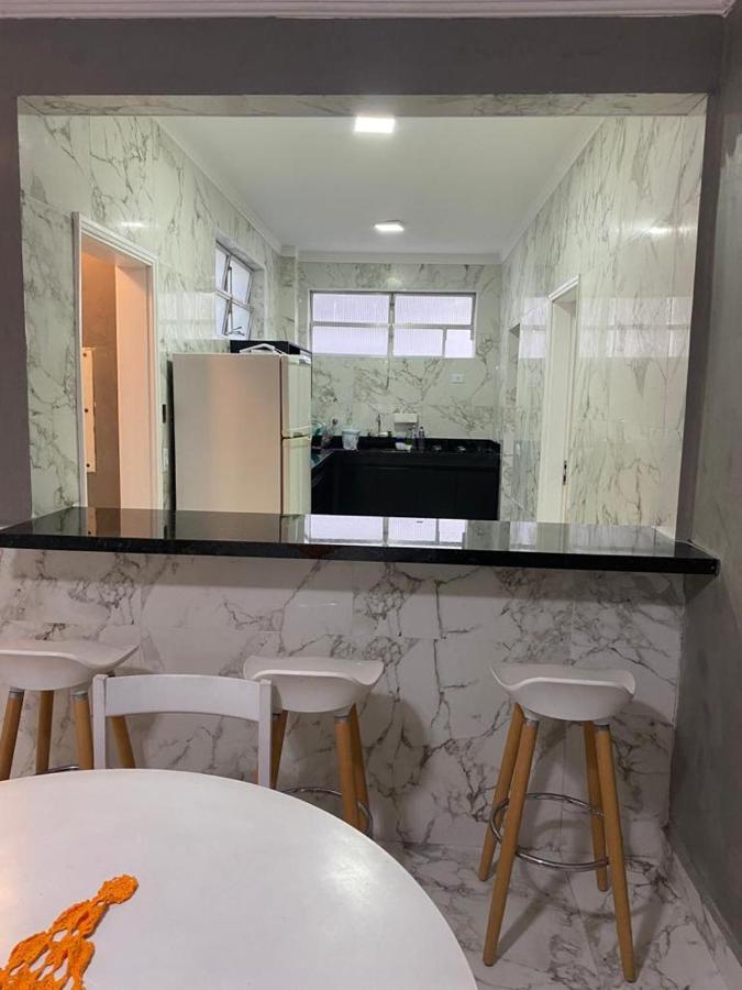 Apartamento Guaruja Pitangueiras 50 Metros Da Praia. Exterior photo